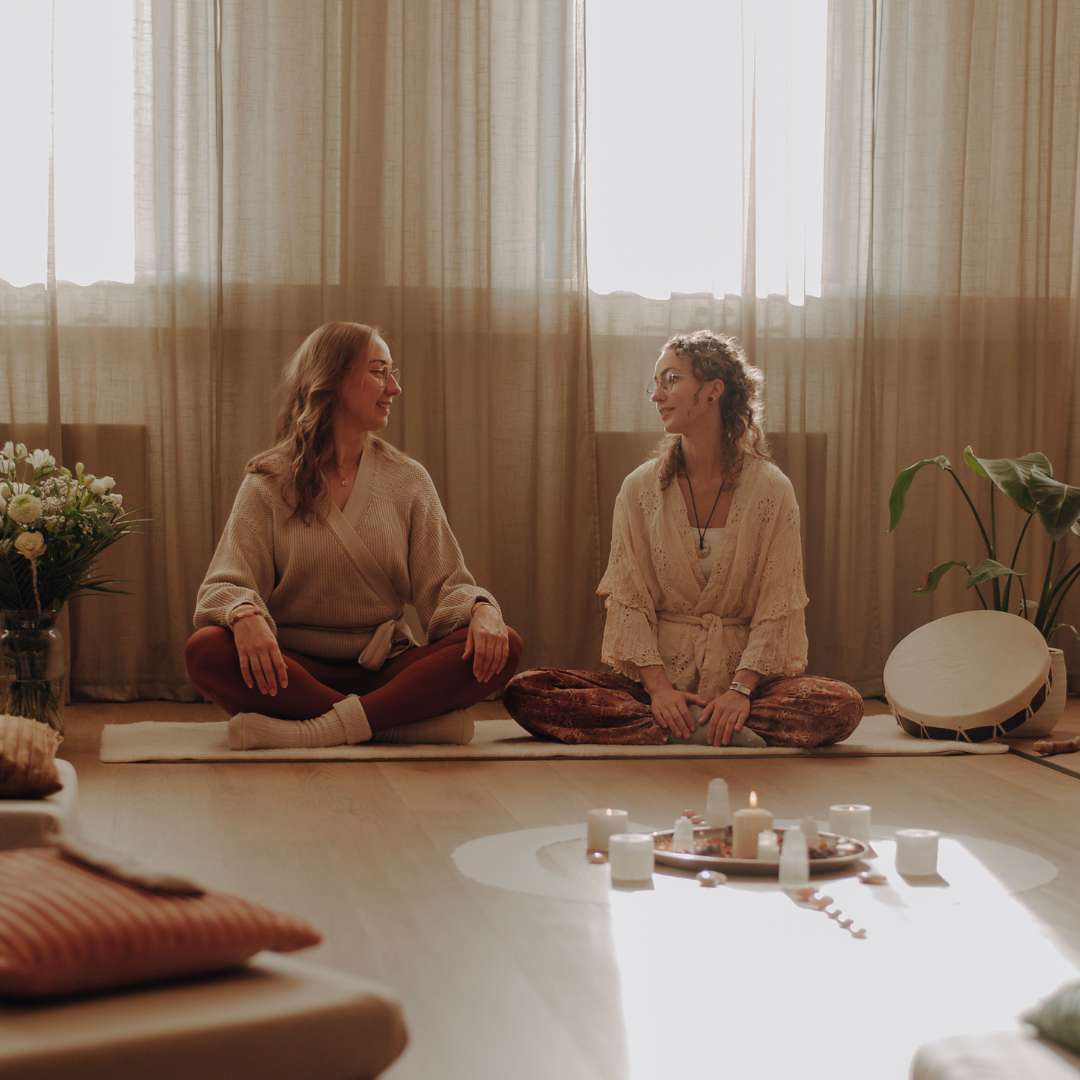 cacaoceremonie cacao en yoga nidra cirkel vrouwencirkel cassandra woudstra lizette hof cacaoceremonie leeuwarden cacaoceremonie friesland