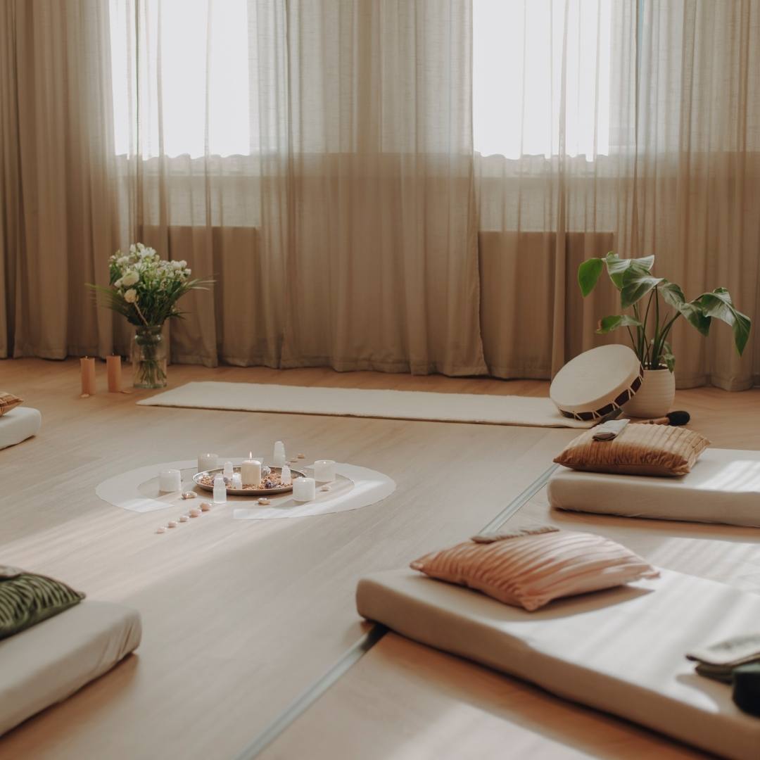 Reiki Ademwerk Ademcoach Leeuwarden Cacaoceremonie Ademcirkel Massage Leeuwarden Massage therapeut centrum Satori - Lizette Hof